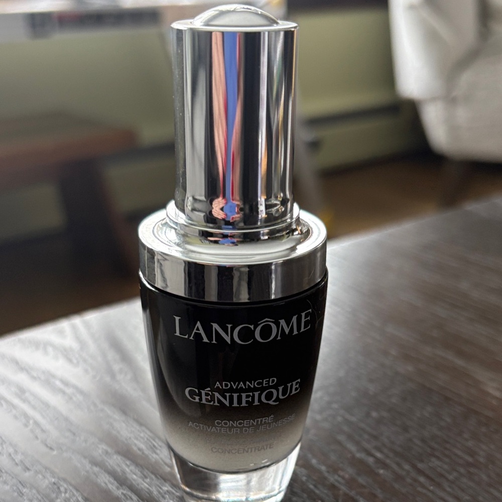 Advanced Génifique Concentrate - Black and Silver